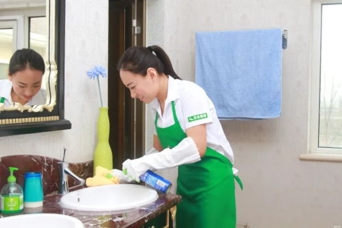 提質擴容背景下，無憂家政攜手祥云門邁入家政服務“雙品”時代